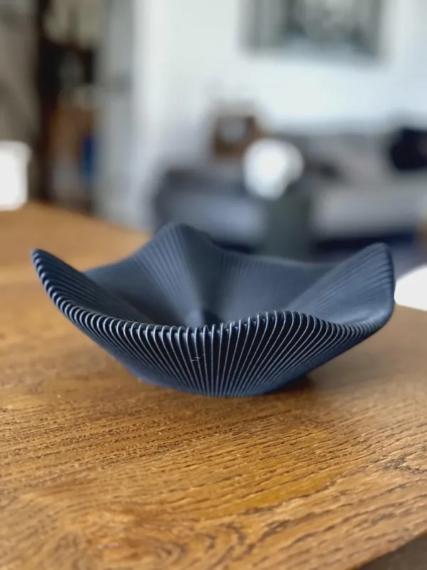 3D Printed Black Pleated Bowl, photo 3