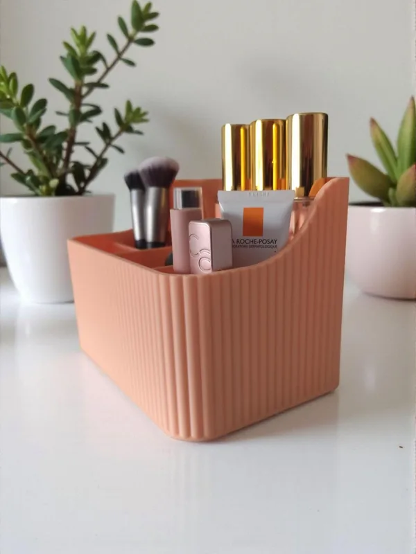 Ribbed Makeup Organizer by HappyLayer